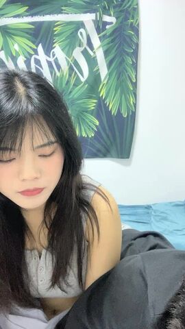 【江苏周扬青】好久没见到这么完美的大车灯了，00后美女乳浪阵阵情趣黑丝真是赞 (2)