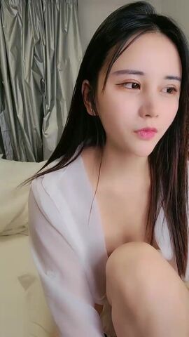 剧情演绎很久没干粉穴美女找技师上门按摩，把我干爽了就找你办卡，69姿势口交舔逼，站立侧入上位骑坐抽插猛操